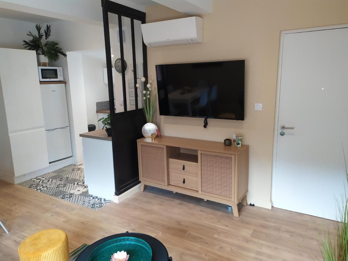 Les Loges De Montauban Apartment Luaran gambar