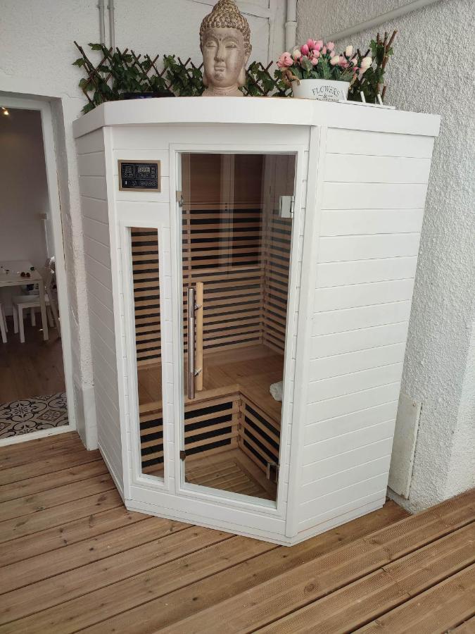 Les Loges De Montauban Apartment Luaran gambar